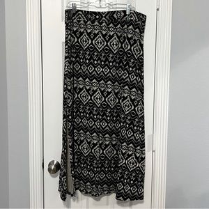 Maxi Skirt with 2 Slits size XXL